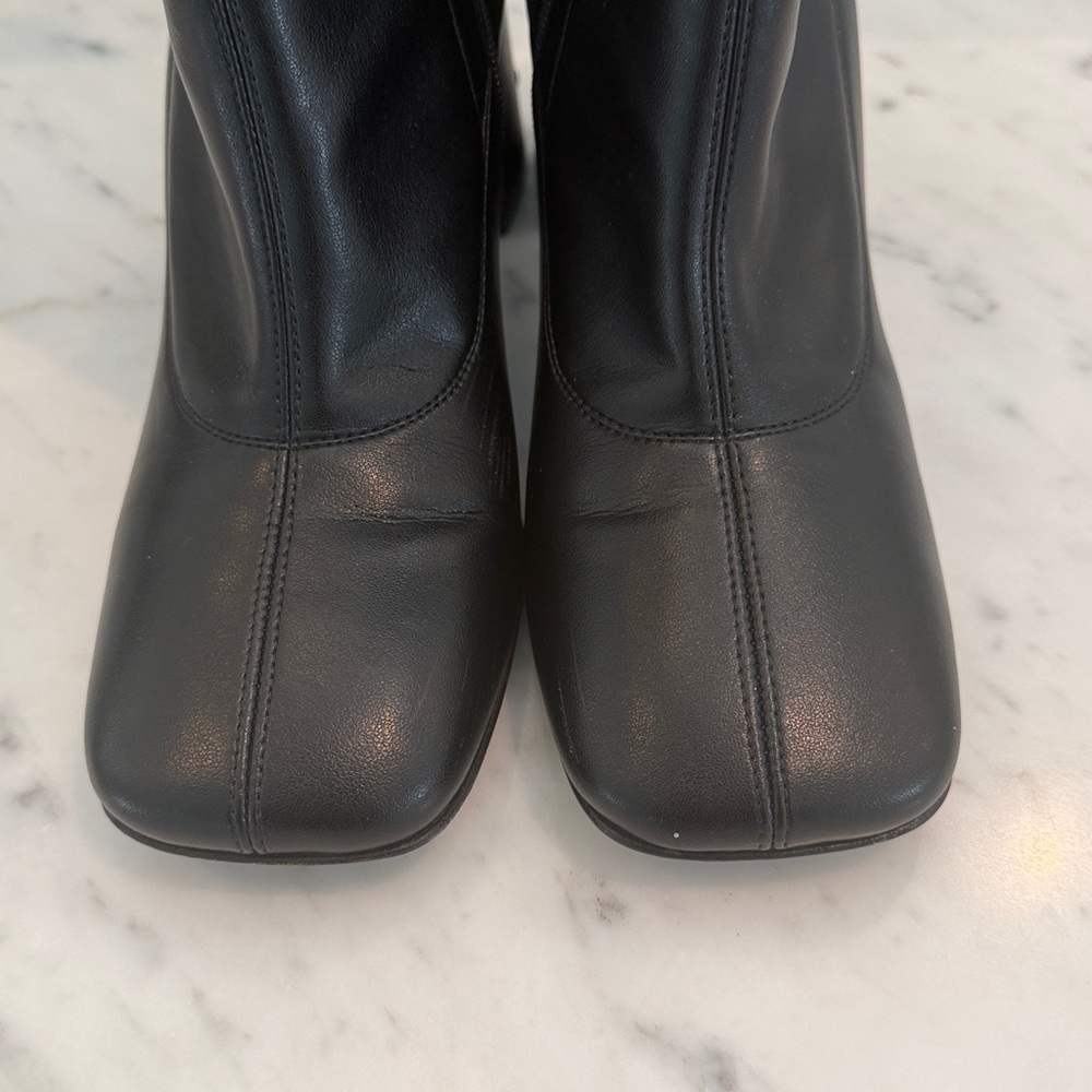 Gianvito Rossi Black Heeled Boots. Wore once. Size 37 - Picture 2 of 6